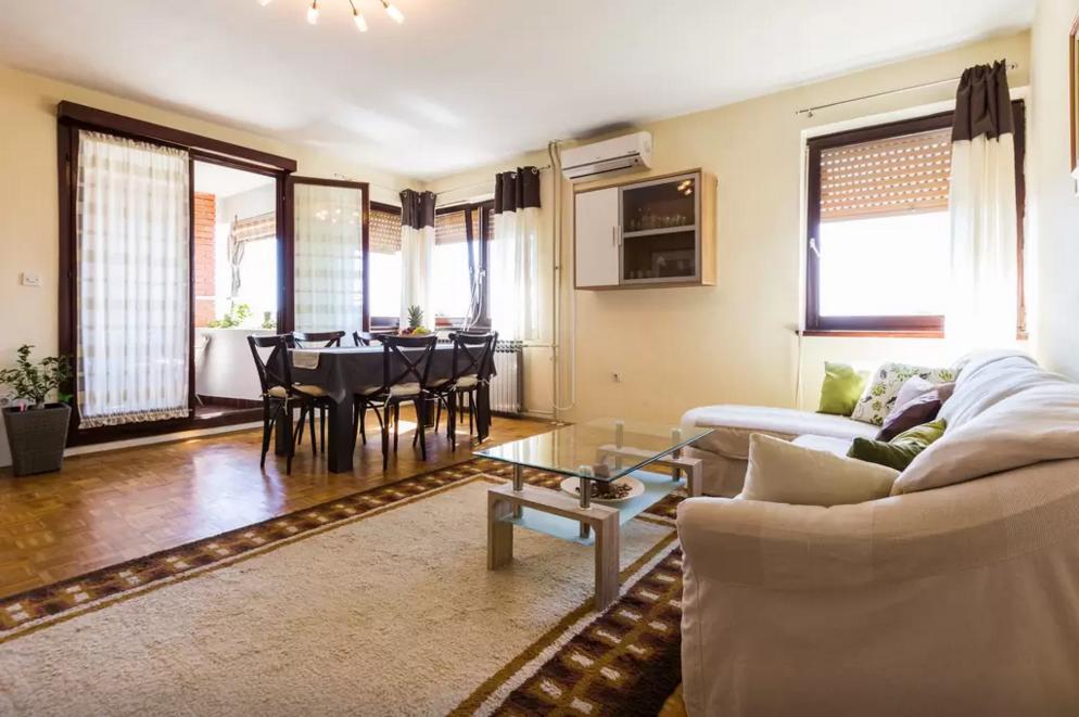 Apartment Maraska *